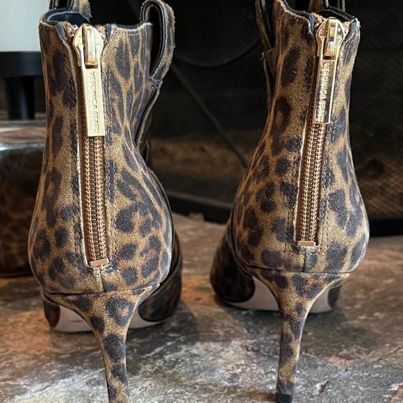 Veronica Beard Lexi Leopard print Suede Zip Booties - size 5 1/2 - Picture 3 of 6